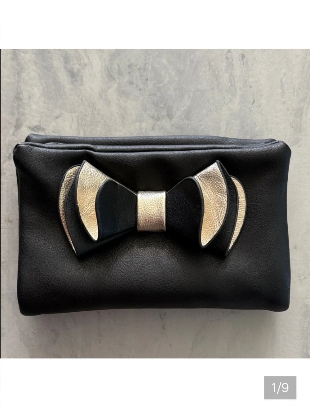 Boutique Vegan Leather bow detail bag clutch Crossbody bag/gold tone chain EUC